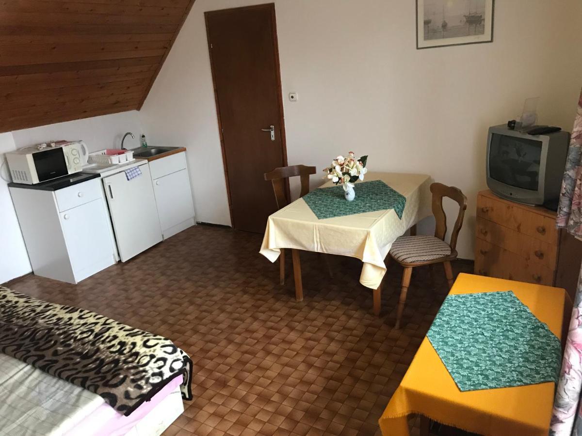 Apartman Berki Margit Хевіз Екстер'єр фото