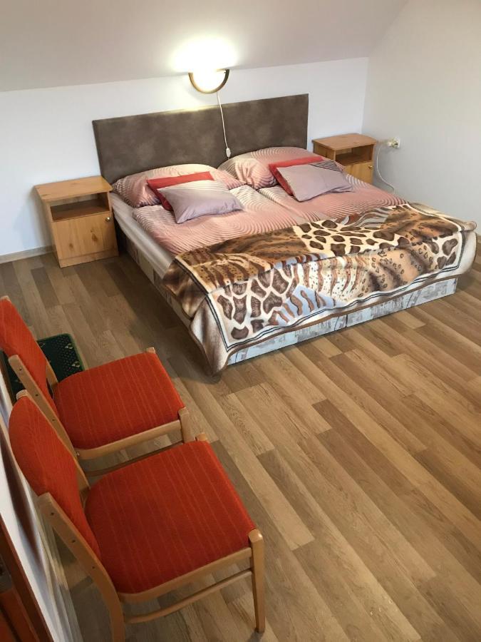 Apartman Berki Margit Хевіз Екстер'єр фото