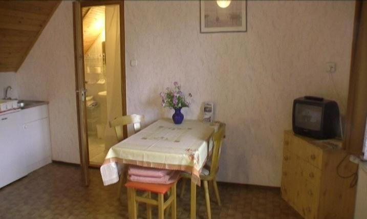 Apartman Berki Margit Хевіз Екстер'єр фото